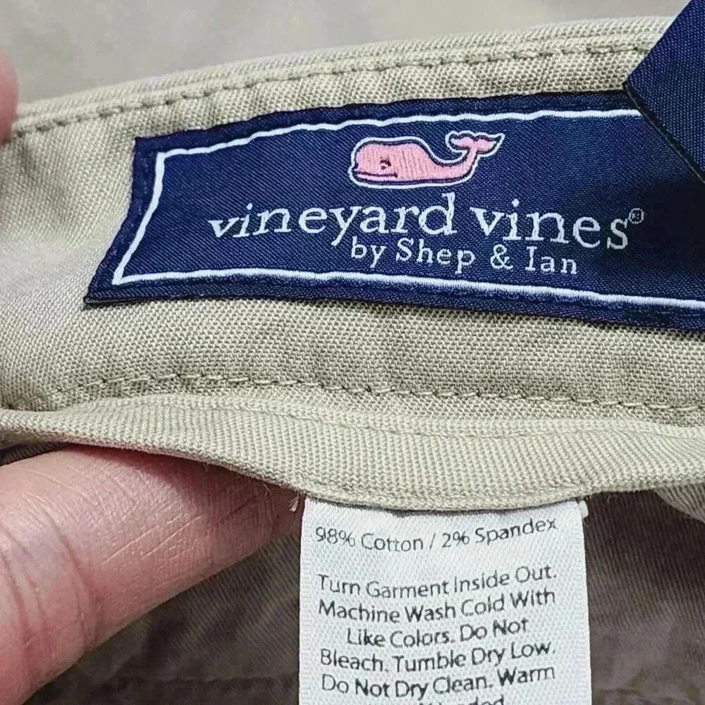 Vineyard Vines Mens Beige Khaki Pants Size 35x32 Cotton & Spandex Blend